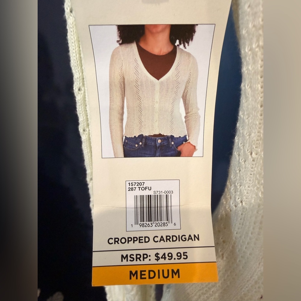Aeropostale Cream Knit Crop V-Neck Sweater Medium - Picture 6 of 7